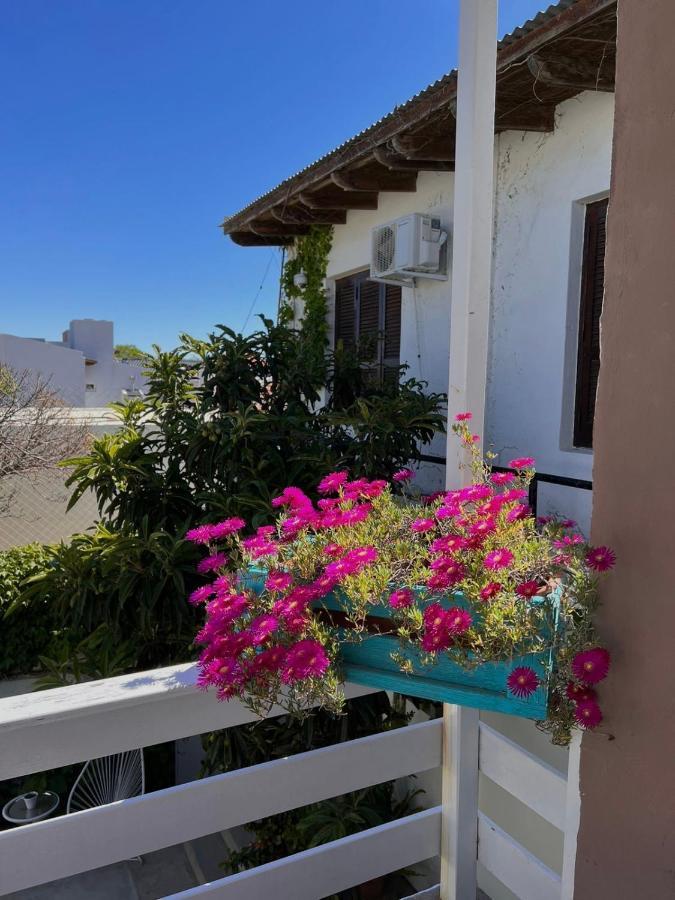 Hosteria Isabel Departamentos Y Habitaciones Con Bano Privado Las Grutas Zewnętrze zdjęcie