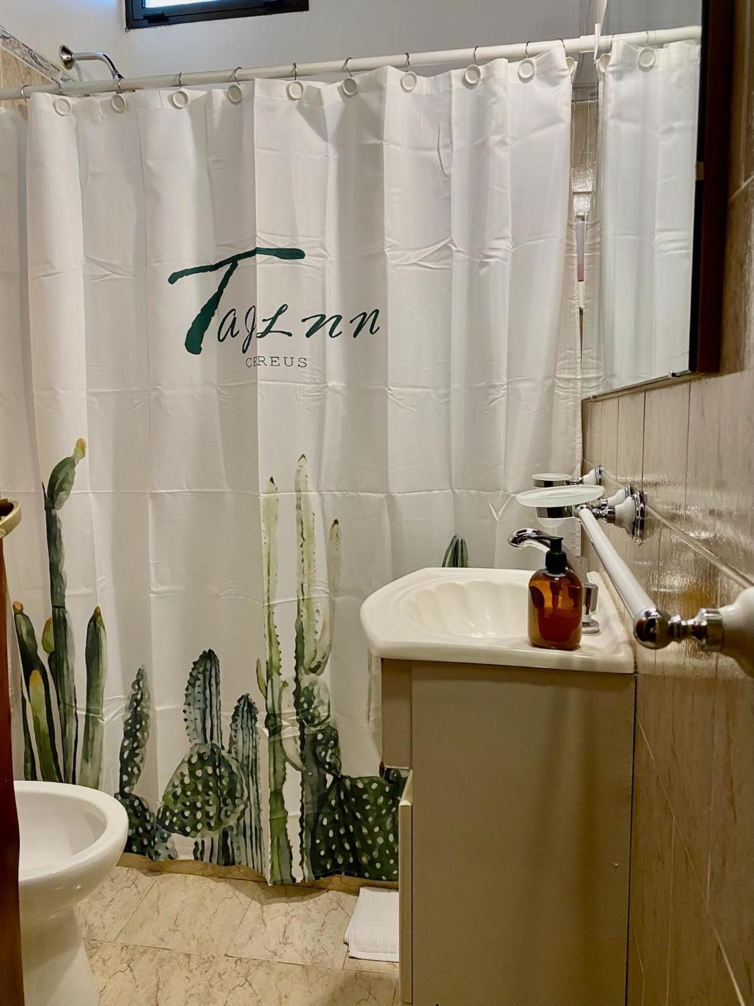Hosteria Isabel Departamentos Y Habitaciones Con Bano Privado Las Grutas Pokój zdjęcie